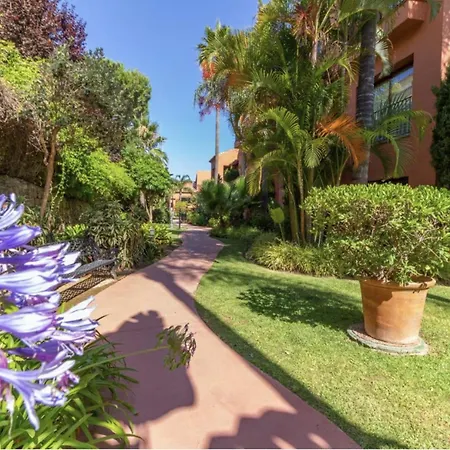 Lovely Elviria 200m From The * Marbella