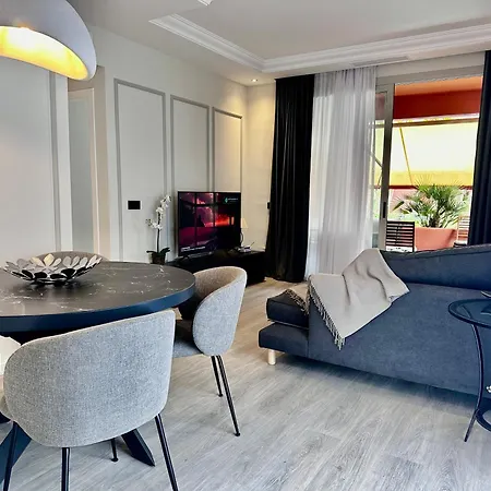 Appartamento Lovely Elviria 200m From The Marbella